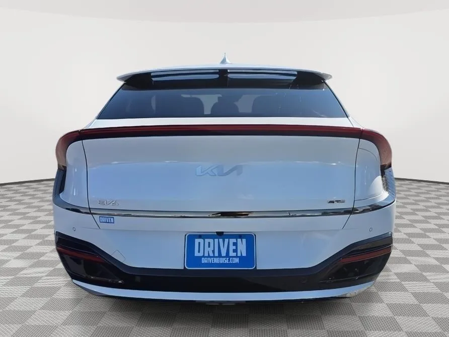 Kia EV6 photo 5