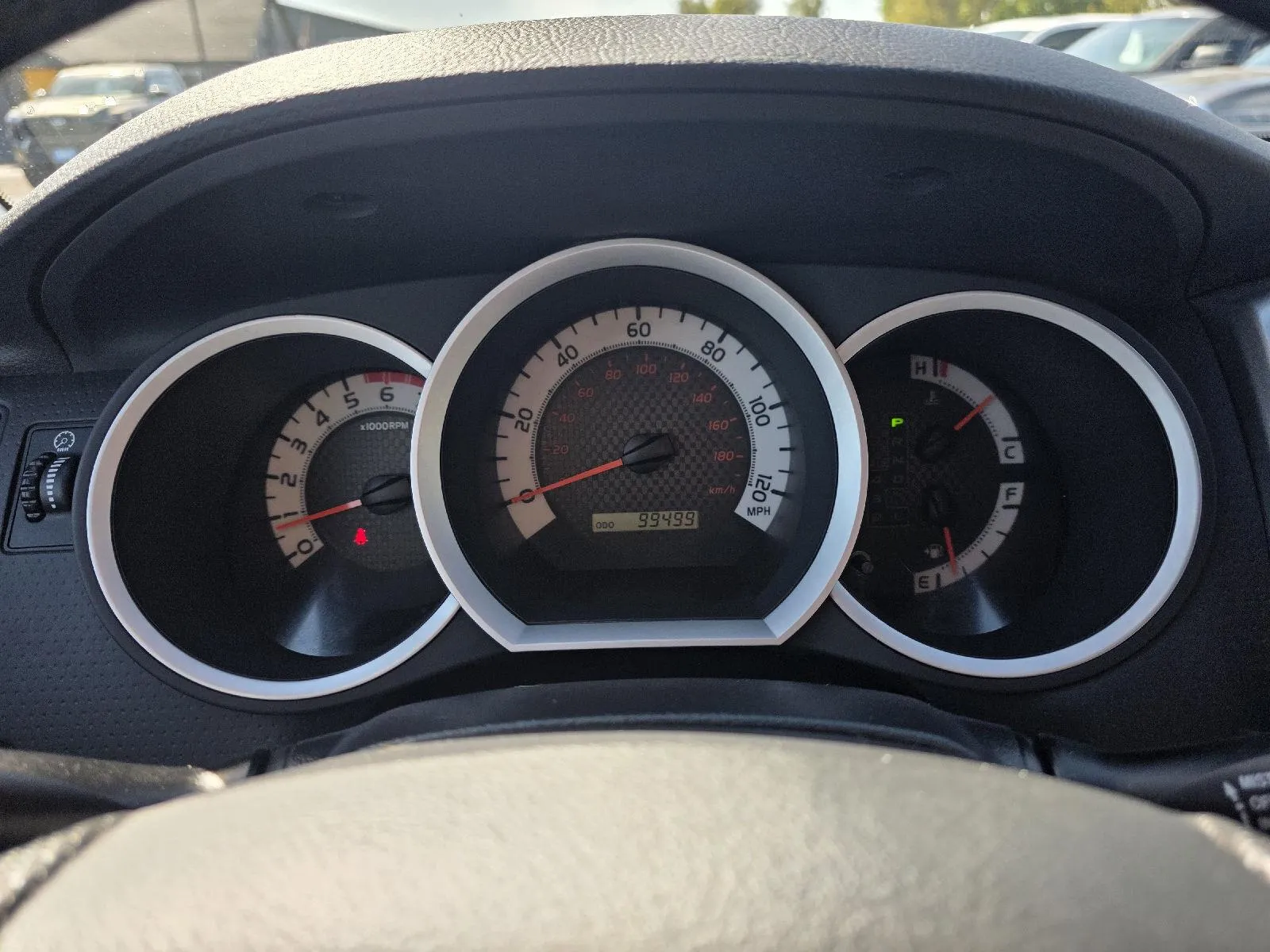 Toyota Tacoma photo 8