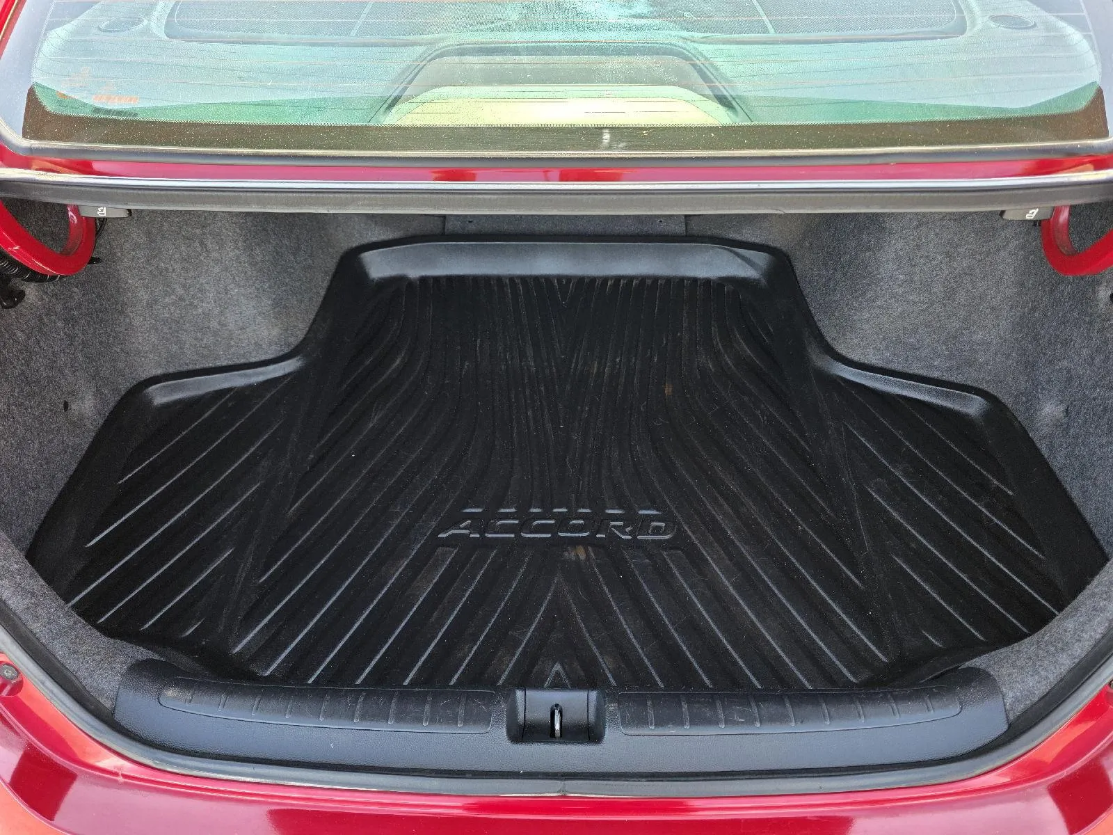 Honda Accord photo 18