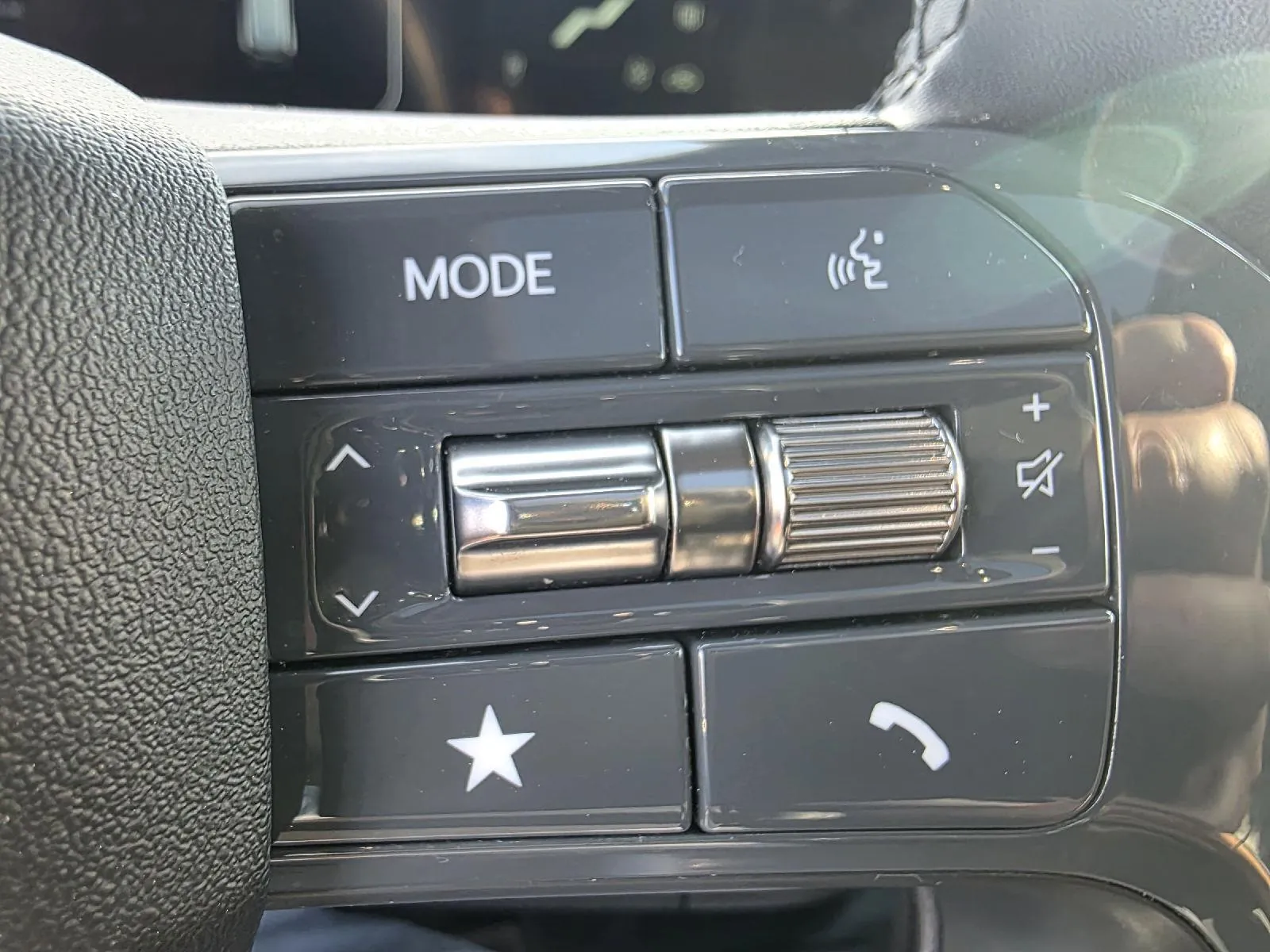 Kia EV9 photo 26