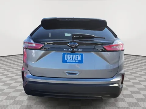 More photos of 2024 Ford Edge SE at Driven, ID