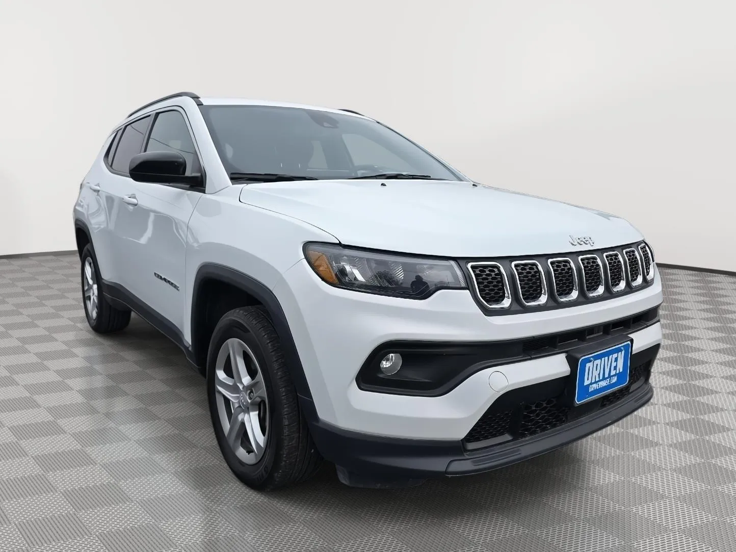 Jeep Compass photo 3