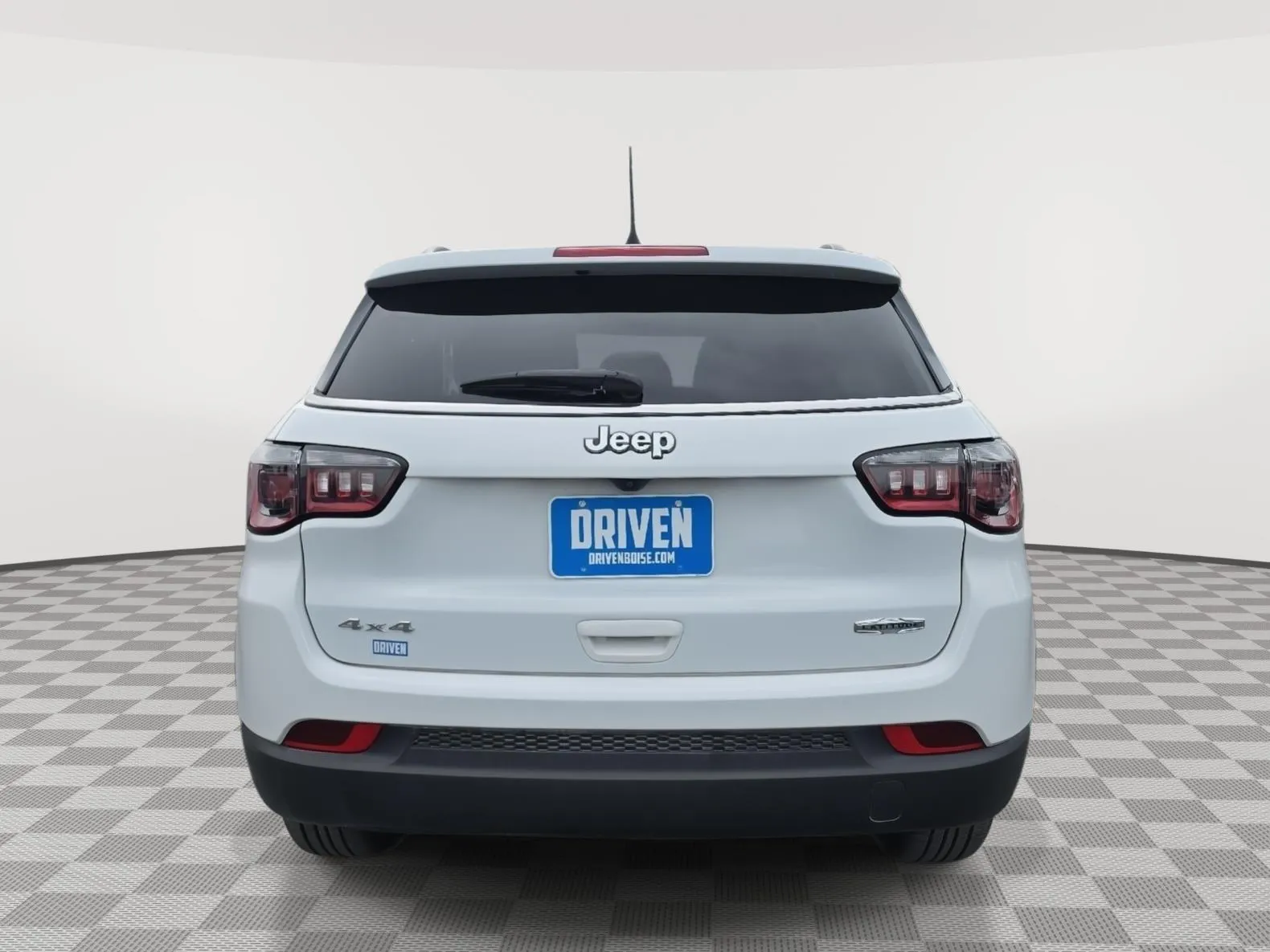 Jeep Compass photo 5