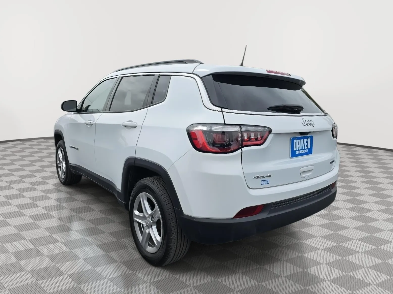 Jeep Compass photo 6