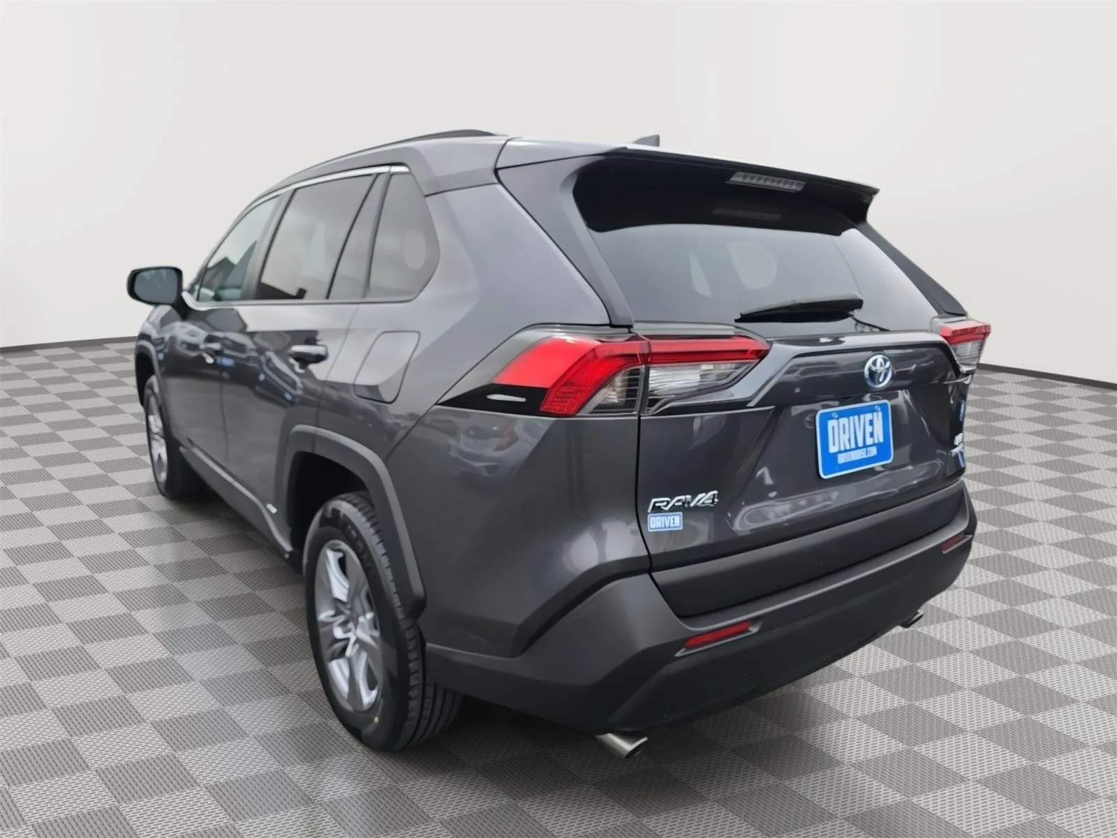 Toyota RAV4 photo 6