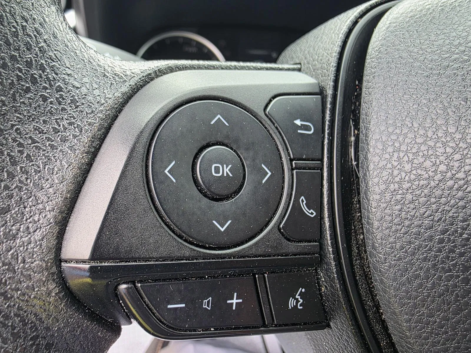 Toyota RAV4 photo 10