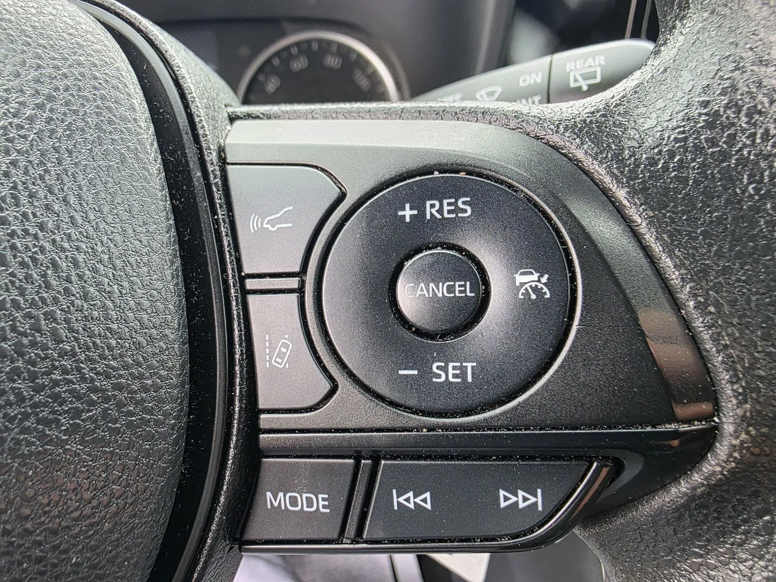 Toyota RAV4 photo 11