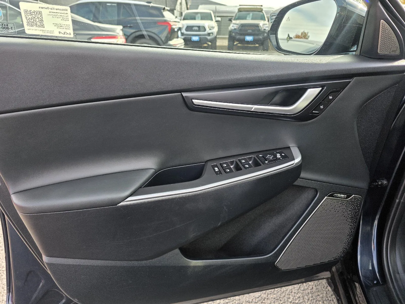 Kia EV6 photo 9