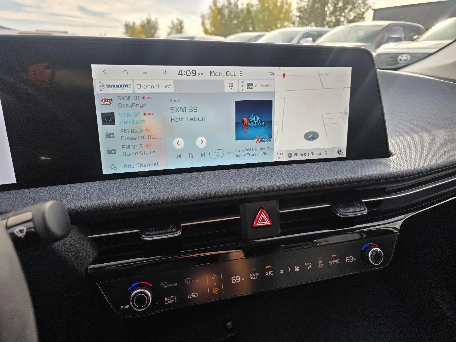 Kia EV6 photo 13