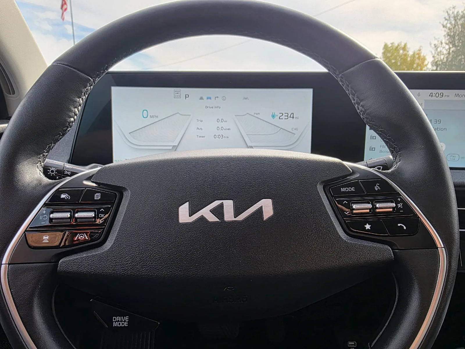 Kia EV6 photo 15