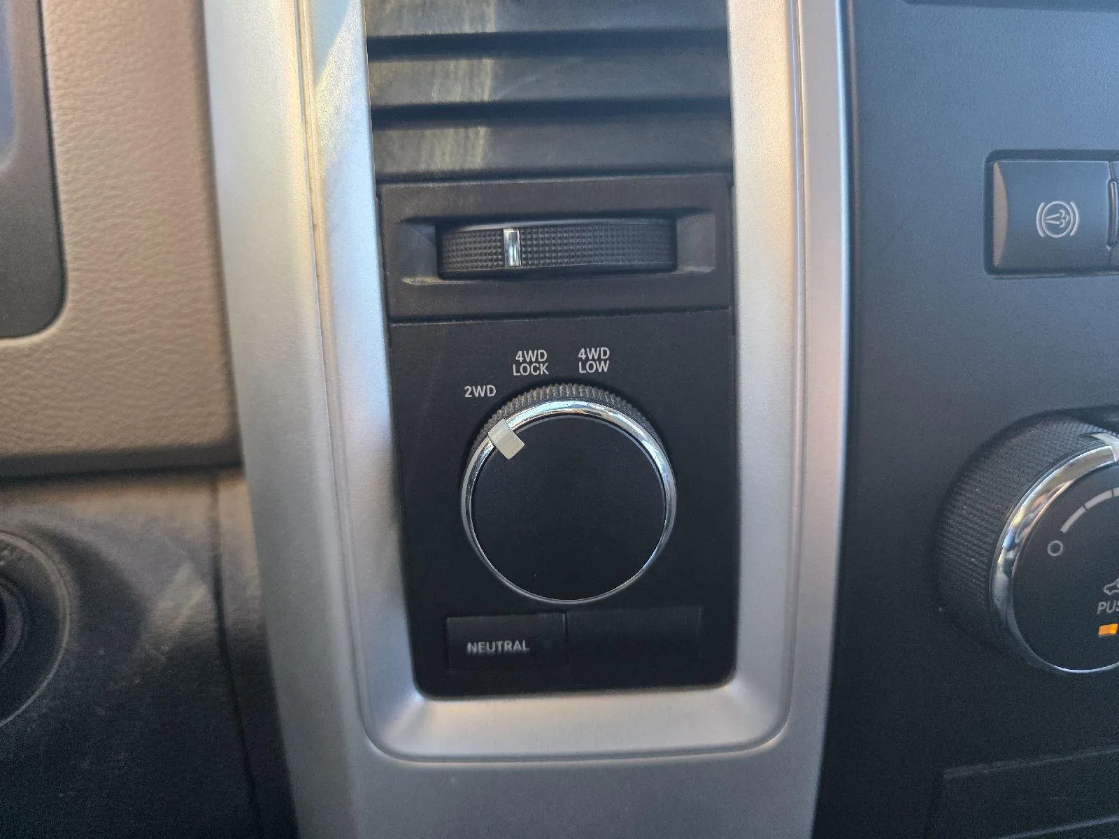 Dodge Ram photo 20