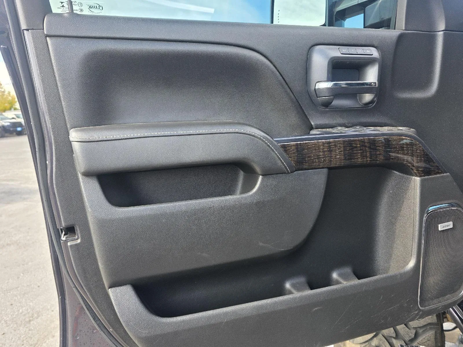GMC Sierra photo 9