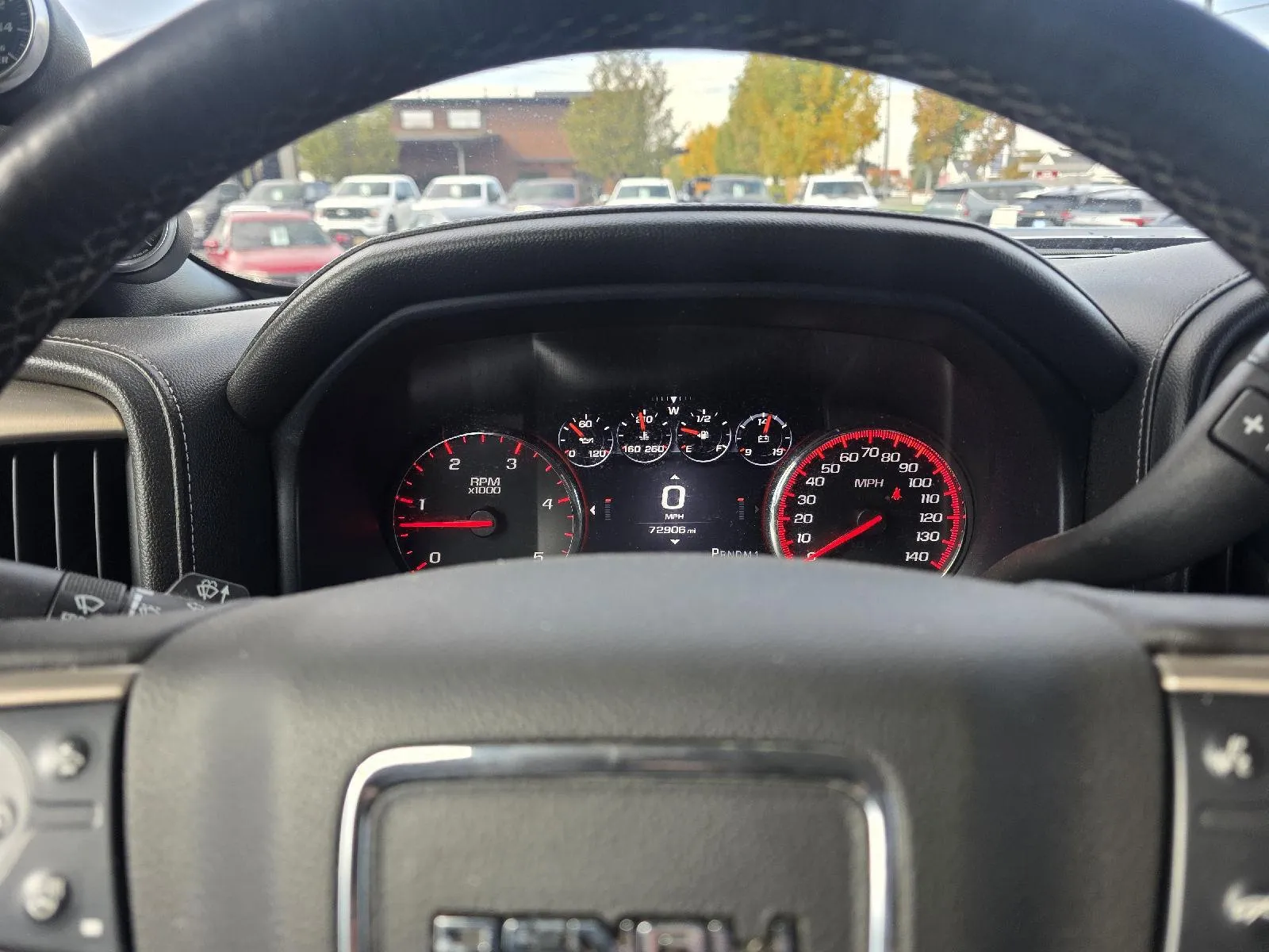 GMC Sierra photo 11