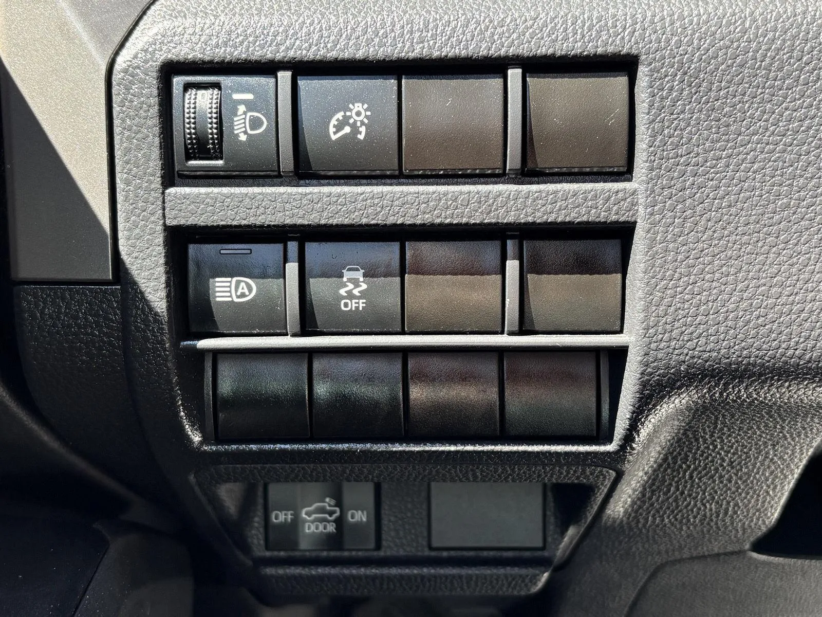 Toyota Tacoma photo 12