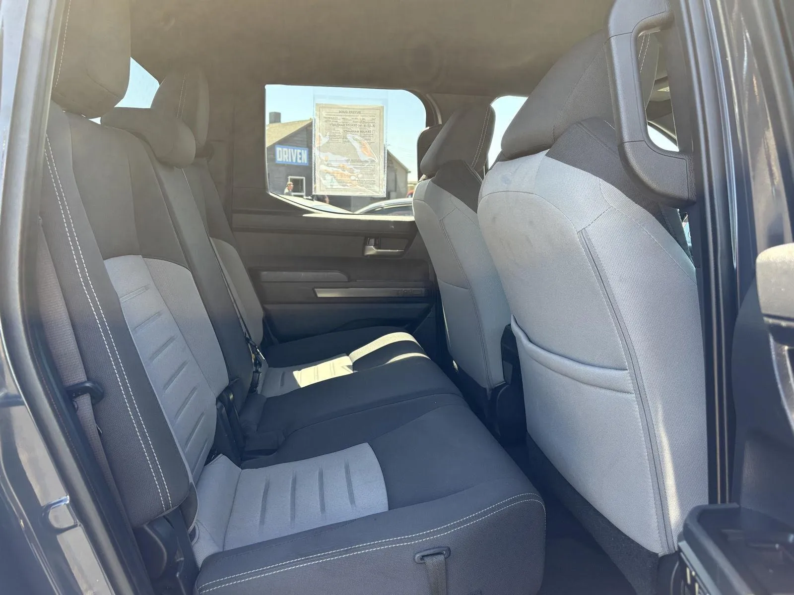 Toyota Tacoma photo 21