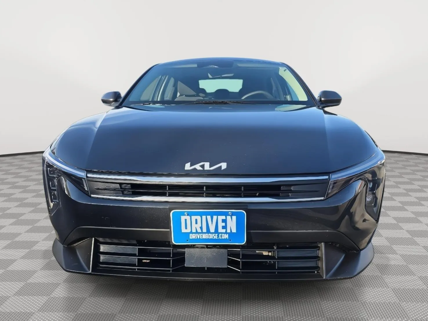 Kia K4 photo 2
