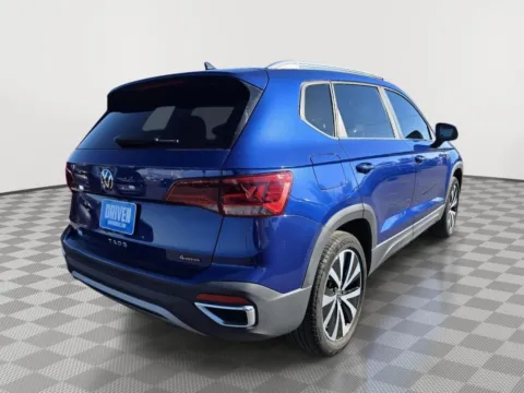 More photos of 2023 Volkswagen Taos SE at Driven, ID