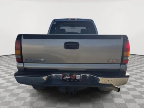 More photos of 2006 GMC Sierra 2500 HD SLE1 at Driven, ID