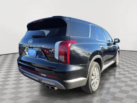 More photos of 2024 Hyundai Palisade SEL 7P at Driven, ID