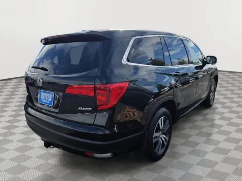 More photos of 2016 Honda Pilot EX-L at Driven, ID
