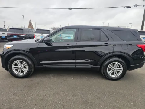 More photos of 2022 Ford Explorer at Driven, ID