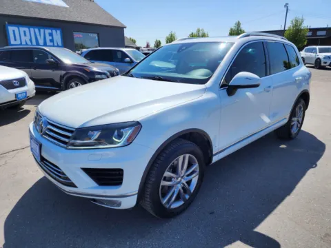 White 2016 Volkswagen Touareg Lux for sale in Boise, ID
