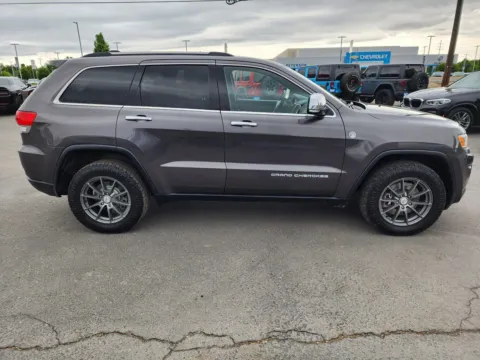 More photos of 2015 Jeep Grand Cherokee Limited at Driven, ID