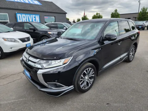 Black 2018 Mitsubishi Outlander SE for sale in Boise, ID