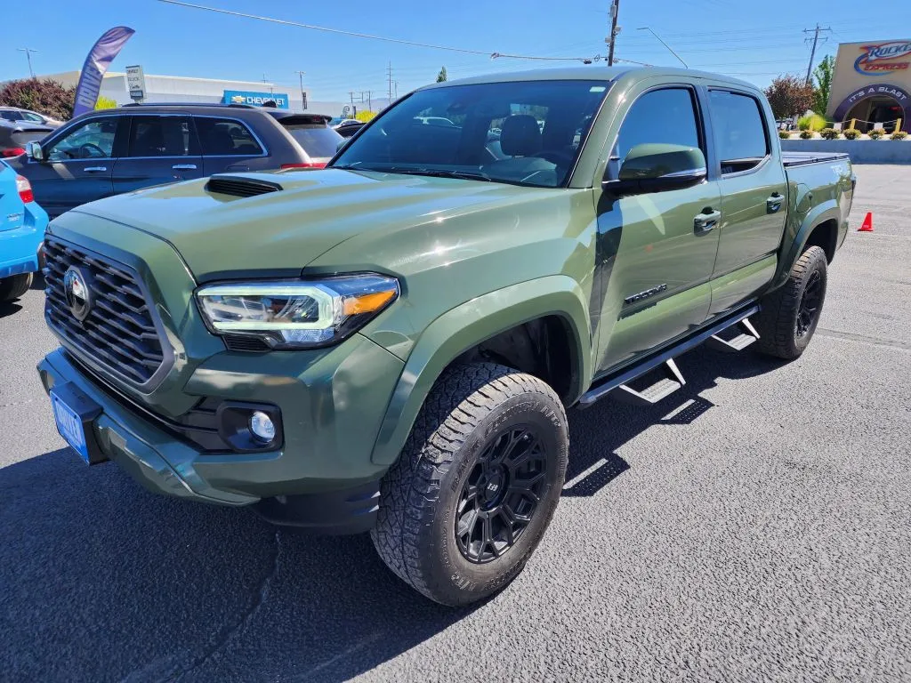 2021 Toyota Tacoma Double Cab TRD Sport Pickup 4D 5 ft
