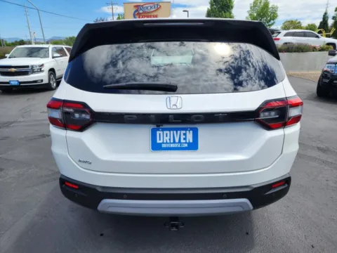 More photos of 2023 Honda Pilot EX-L Sport Utility 4D at Driven, ID