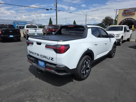 More photos of 2022 Hyundai Santa Cruz Limited at Driven, ID