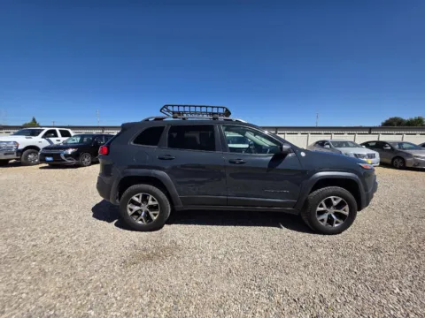 More photos of 2016 Jeep Cherokee Trailhawk at Driven, ID