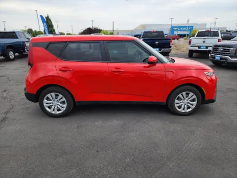 More photos of 2022 Kia Soul LX at Driven, ID
