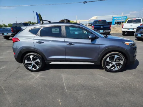 More photos of 2017 Hyundai Tucson Limited at Driven, ID