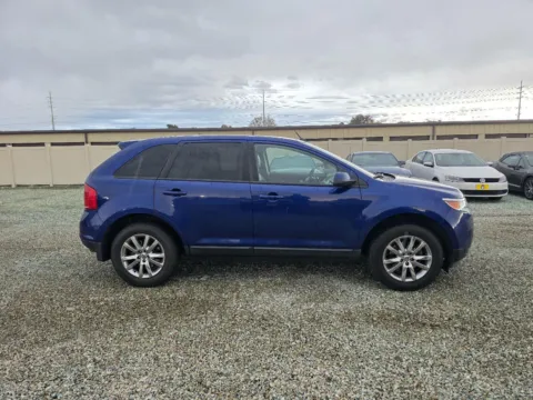 More photos of 2013 Ford Edge SEL at Driven, ID