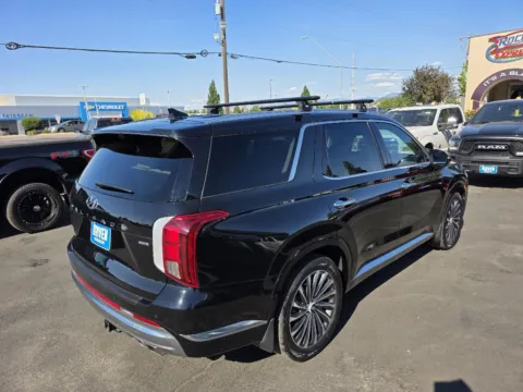 More photos of 2024 Hyundai Palisade Calligraphy at Driven, ID