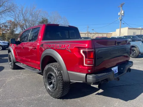 More photos of 2018 Ford F-150 Raptor at Warrensburg Ford, MO