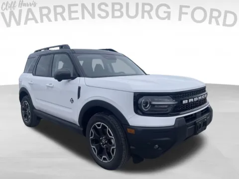 White 2025 Ford Bronco Sport Outer Banks for sale in Warrensburg, MO