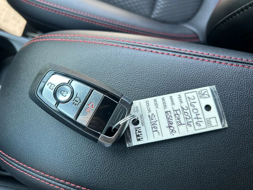 2026 Ford Escape ST-Line - Photo 43