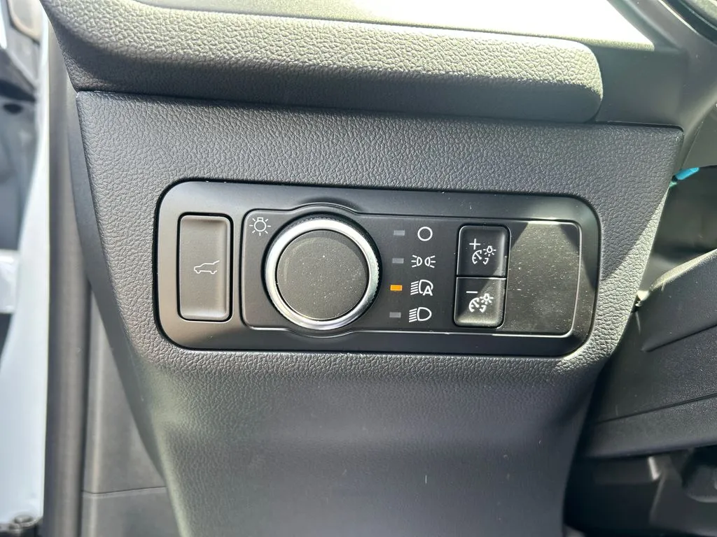 2026 Ford Escape ST-Line - Photo 29