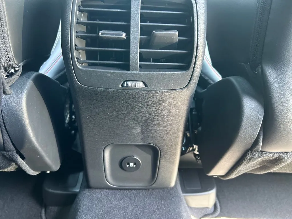 2026 Ford Escape ST-Line - Photo 25
