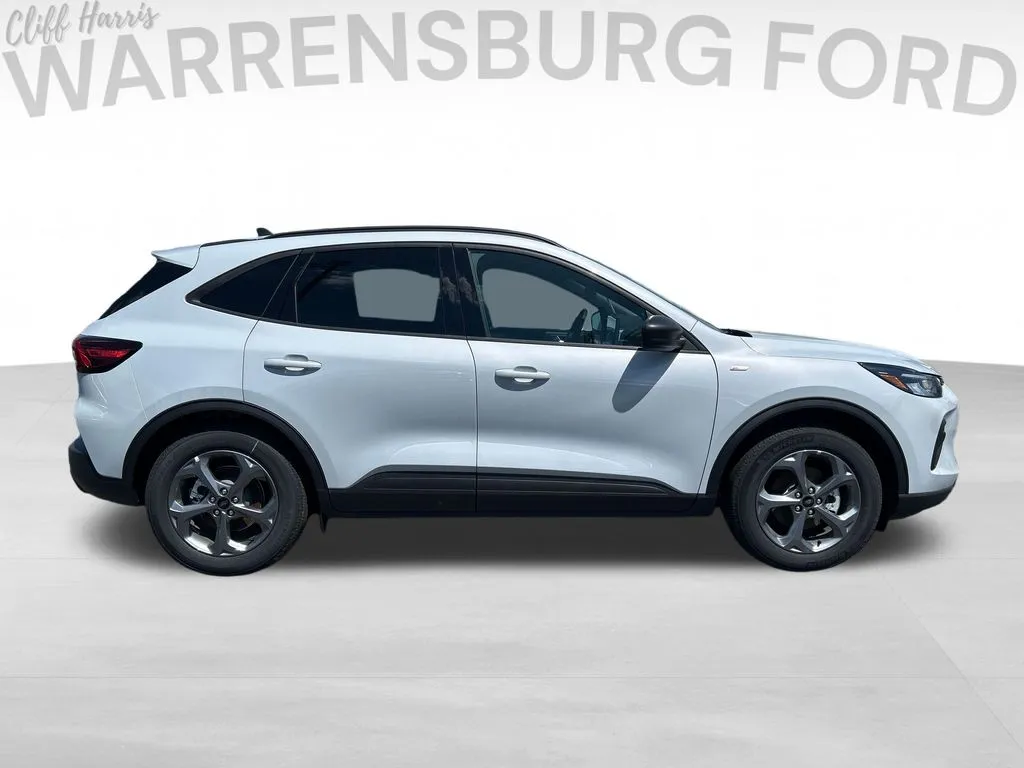 2026 Ford Escape ST-Line - Photo 8