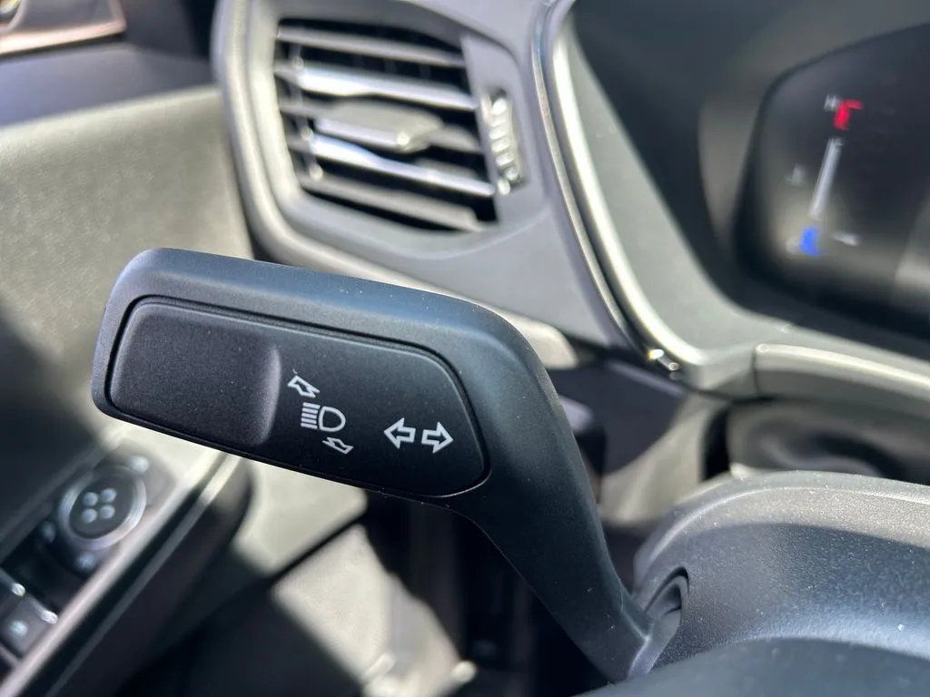 2026 Ford Escape ST-Line - Photo 33