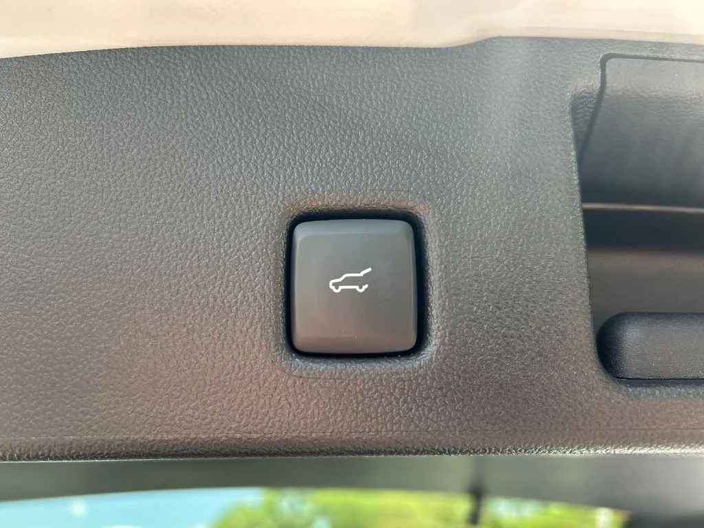 2026 Ford Escape ST-Line - Photo 28