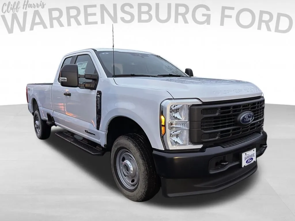 2025 Ford F-250 Super Duty XL's photo
