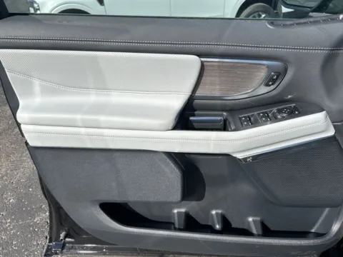 Photos of 2025 Ford Expedition Max Platinum for sale in Warrensburg, MO at Warrensburg Ford