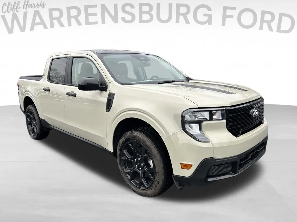 2025 Ford Maverick XLT's photo