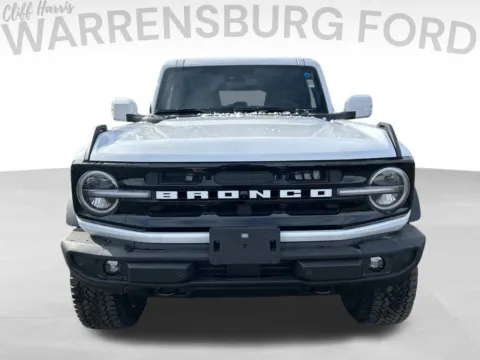 Photos of 2025 Ford Bronco Outer Banks for sale in Warrensburg, MO at Warrensburg Ford