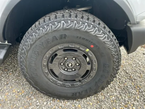 Photos of 2025 Ford Bronco Outer Banks for sale in Warrensburg, MO at Warrensburg Ford