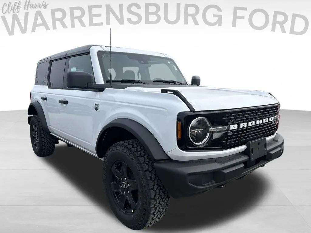 White 2025 Ford Bronco Big Bend for sale in Warrensburg, MO